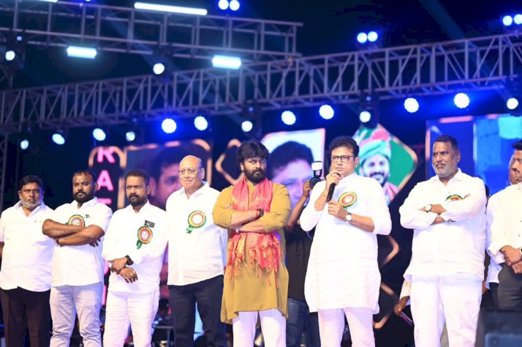 రామగుండం జనసంద్రం: ఎమ్మెల్యే రాజ్ ఠాకూర్ ఆధ్వర్యంలో అంగరంగ వైభవంగా దసరా-దీపావళి సంబరాలు